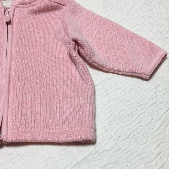 0-3m (5/$20) Toasty Hoodie by Old Navy - Picture 2 of 16